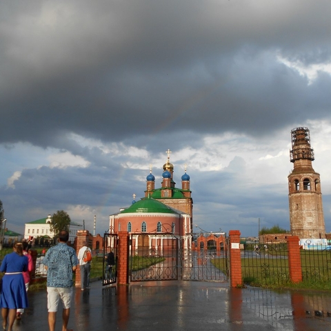 Church and belltower at Usol’e.